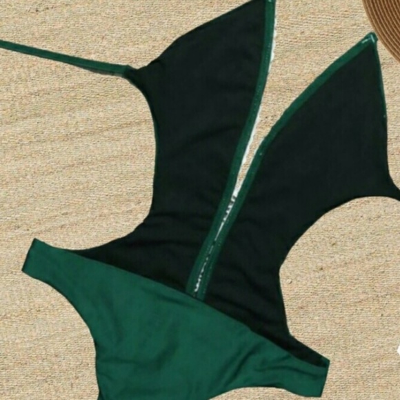 NEW EMERALD GREEN BATHING SUIT W/ WHITE LACE - Picture 3 of 3